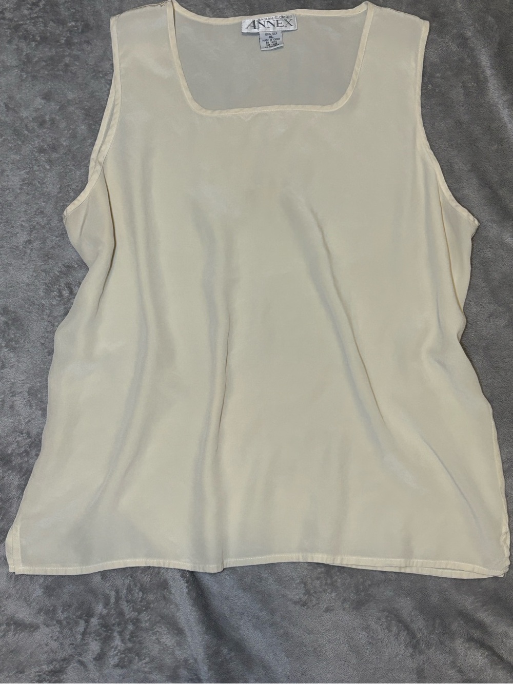 Casual Corner Annex 100% Silk Tank Top XL Ivory Cream Sleeveless Square Neck